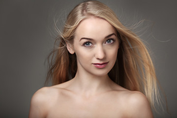 Naklejka premium blonde hair blowing