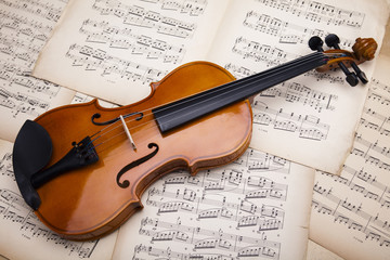 Fototapeta na wymiar Stare tło skrzypce