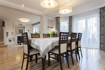 Elegant dining room