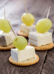 Crackers with Camembert