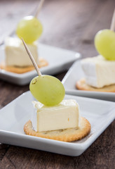 Crackers with Camembert