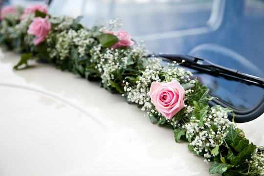 Brautauto Blumenschmuck