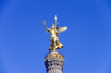 Fototapeta na wymiar Siegessäule Kolumna Zwycięstwa w Berlinie