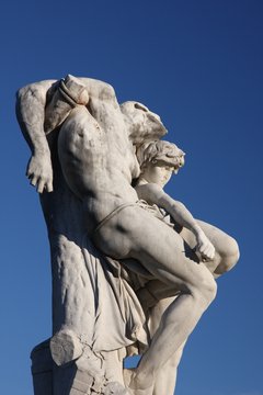 Statue du jardin des Tuileries à Paris