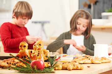 kids preparing a yeast dough