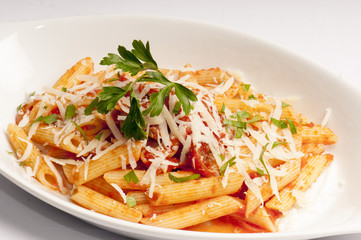 penne pomodoro e pecorino