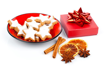 star shaped cinnamon biscuit in red box with Anise, cinnamon and