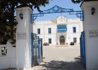 Fotobehang Académie tunisienne des sciences, des lettres et des arts © fannyes