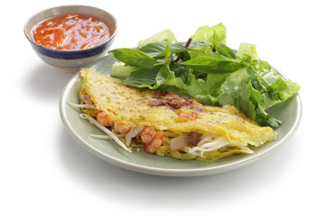 banh xeo, vietnamese crepe (pancake)