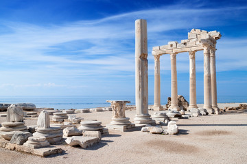 Ruines antiques du temple d& 39 Apollon