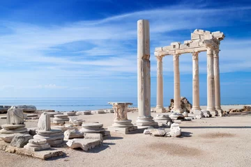 Fotobehang Tempel van Apollo oude ruïnes © Cobalt