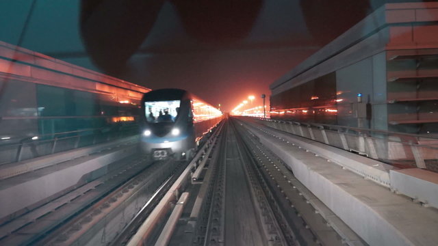 Dubai incoming metro