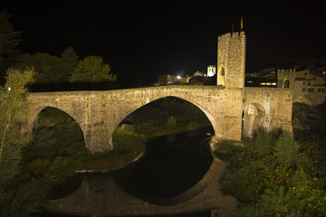 Puente de Besalu