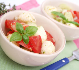 Tomatensalat mit Käse