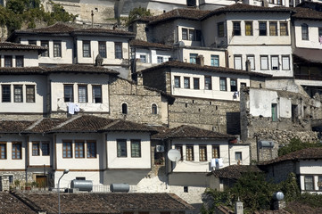 Fototapeta na wymiar Stare miasto, Berati, Albania