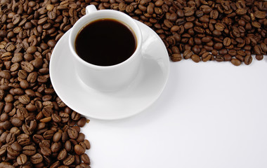 Coffee cup and coffee baens