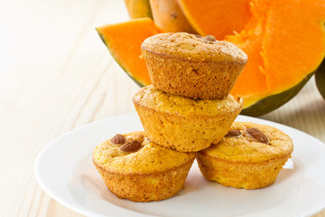 pumpkin muffins
