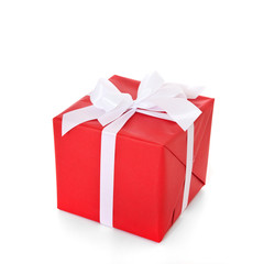Geschenk in rotem Geschenkpapier