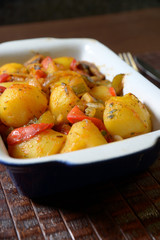 Gegrillte Kartoffeln mit Gemüse