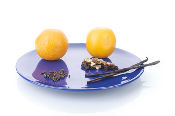 Vanilla sticks and oranges