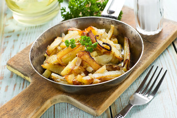 Fried potatoes