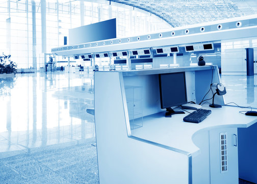 The service of airport terminals