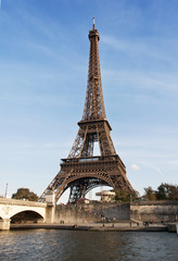 tour eiffel in Paris