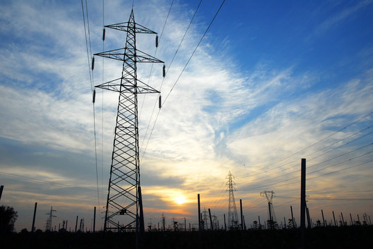 Ravenna, transmission lines at sunset.