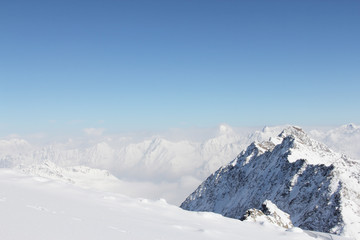 Obraz premium Peaks of mountains
