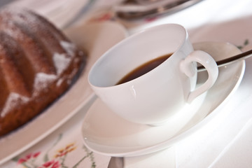 Marmorkuchen mit Kaffee