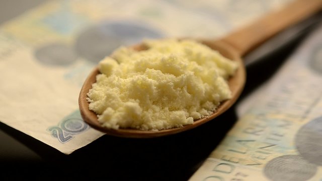 Milk powder Leche en polvo 분유 الحليب المجفف