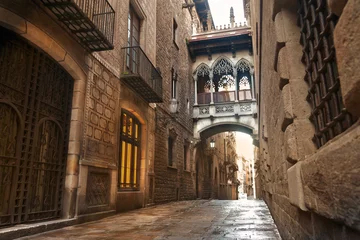 Foto auf Acrylglas Barcelona Gotisches Viertel von Barcelona, Carrer del Bisbe