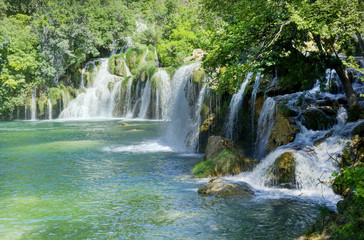 Fototapeta na wymiar Wodospady w Krka National Park, Chorwacja