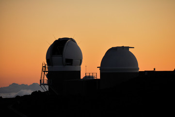 Fototapeta na wymiar Mauna Kea Observatory at Sunset, Haleakala NP (Maui-Hawaii)