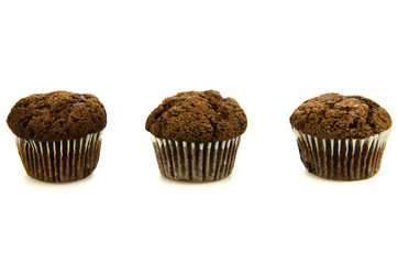 Drei Schokoladenmuffins