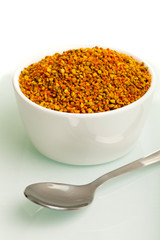 Pollen granules in a bowl