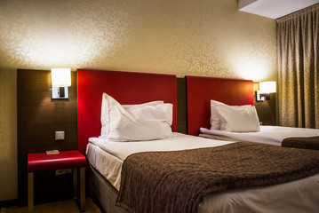 beds in hotel room