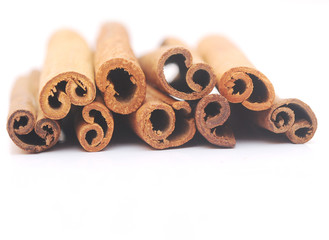 Obraz na płótnie Canvas closeup of cinnamon sticks