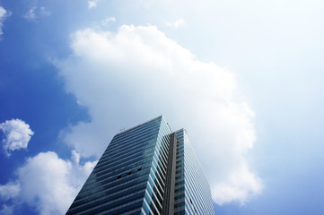 Fototapeta na wymiar modern office building and sky 2