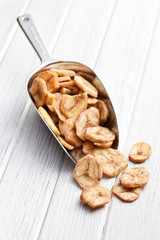 dried banana chips
