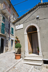Fototapeta na wymiar Ul. Sant'Agata di Puglia. Apulia. Włochy.