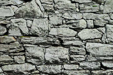 Dry-stone wall construction