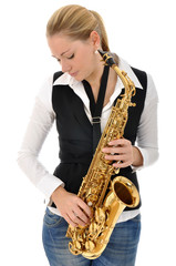 Fototapeta premium Junge Frau mit Saxophon