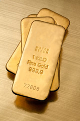 Geldanlage in echtem Gold als Goldbarren und Goldmünzen