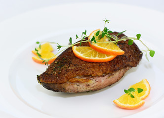 Entenbrust mit Orangenscheiben