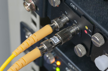 dutry fiber optic network server