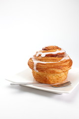 Cinnamon roll bread