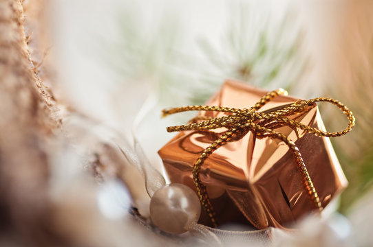 geheimnisvolles weihnachtsp&auml;ckchen