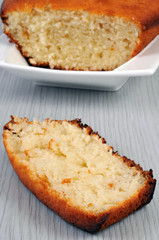 Tranche de gâteau au yaourt