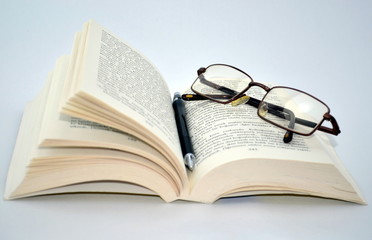 Kitab gözlük